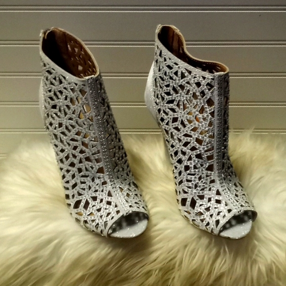Zigi Soho Silver Sparkly Drift Caged Bootie - Picture 7 of 13